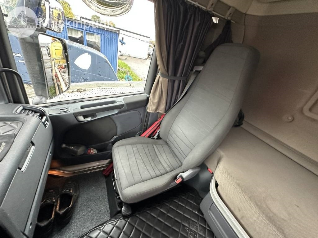 Camion porte-voitures Scania R 450 EKIPAGE: photos 24 Camion porte-voitures Scania R 450 EKIPAGE: photos 24