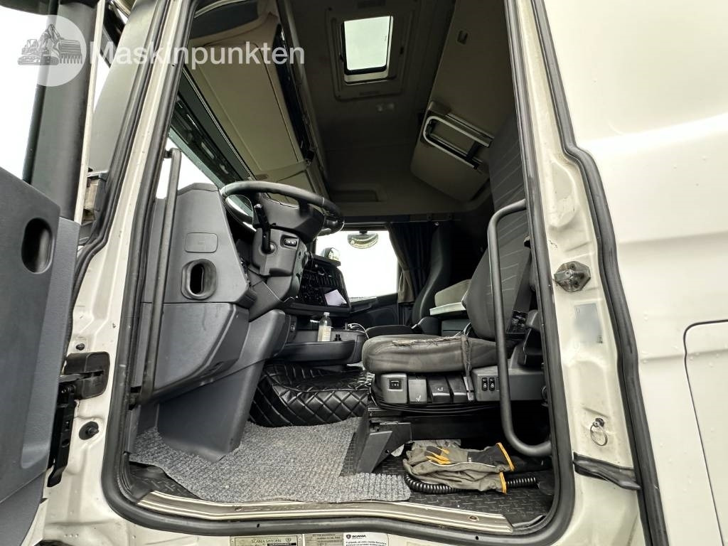 Camion porte-voitures Scania R 450 EKIPAGE: photos 10 Camion porte-voitures Scania R 450 EKIPAGE: photos 10