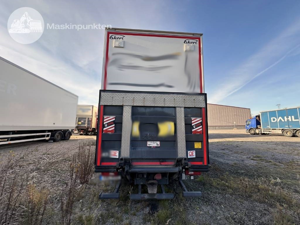 Camion fourgon Scania R 580: photos 7