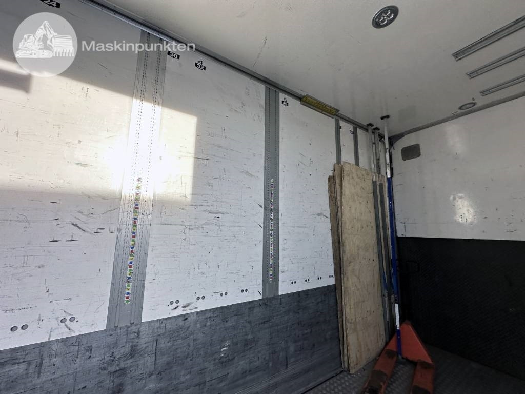 Camion fourgon Scania R 580: photos 34