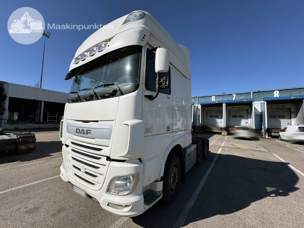 DAF XF 510 - Tracteur routier: photos 1 DAF XF 510 - Tracteur routier: photos 1