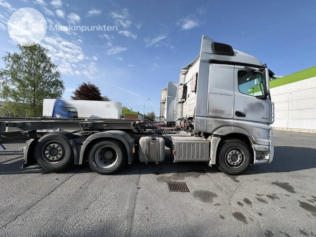 Mercedes-Benz Actros 2545 - Tracteur routier: photos 4 Mercedes-Benz Actros 2545 - Tracteur routier: photos 4