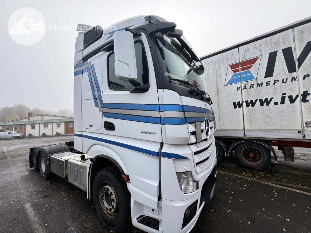 Mercedes-Benz Actros 2545 - Tracteur routier: photos 1 Mercedes-Benz Actros 2545 - Tracteur routier: photos 1