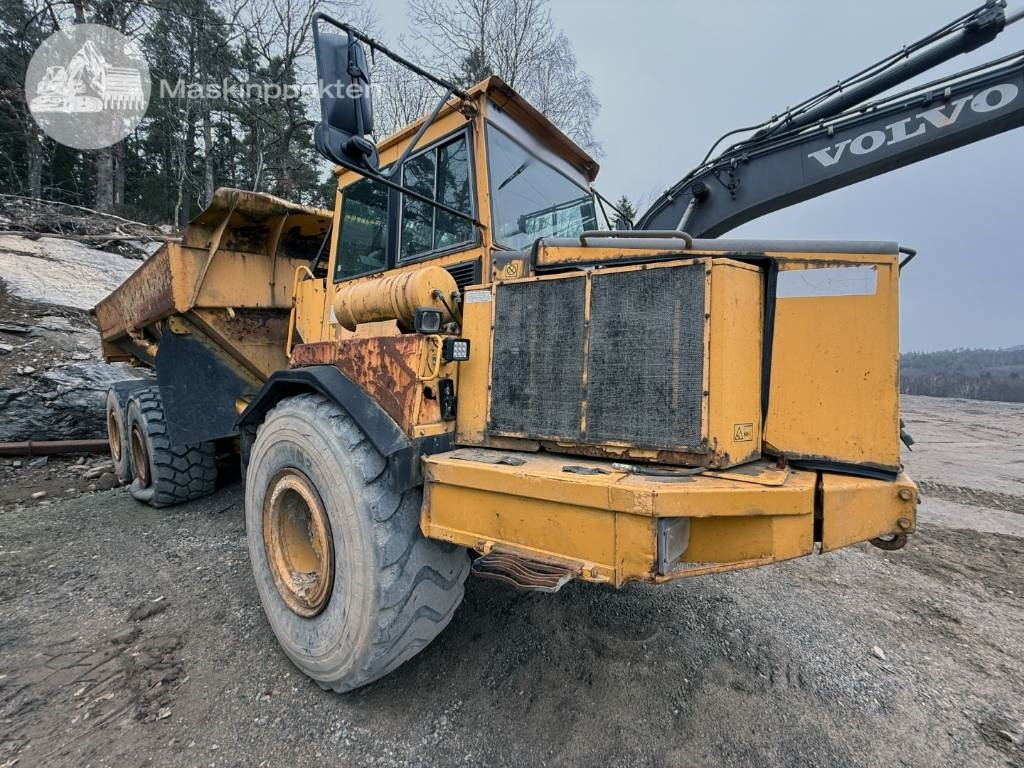 Volvo A 25 C - Tombereau articulé: photos 1 Volvo A 25 C - Tombereau articulé: photos 1