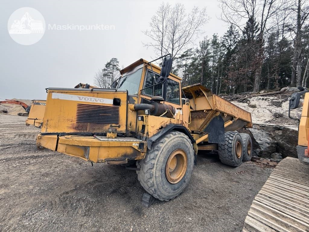 Volvo A 25 C - Tombereau articulé: photos 2 Volvo A 25 C - Tombereau articulé: photos 2