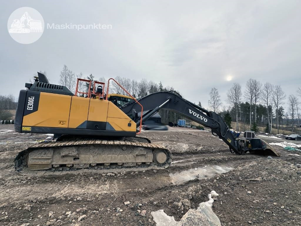 Volvo EC 300 EL - Pelle sur chenille: photos 5 Volvo EC 300 EL - Pelle sur chenille: photos 5