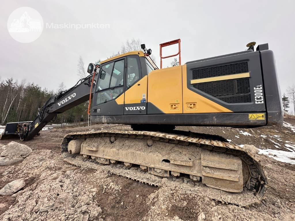 Volvo EC 300 EL - Pelle sur chenille: photos 1 Volvo EC 300 EL - Pelle sur chenille: photos 1