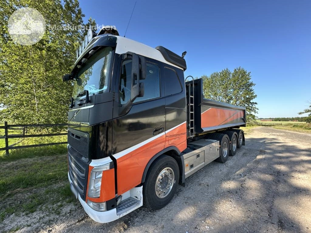 Volvo FH 13 500 - Camion ampliroll: photos 2 Volvo FH 13 500 - Camion ampliroll: photos 2