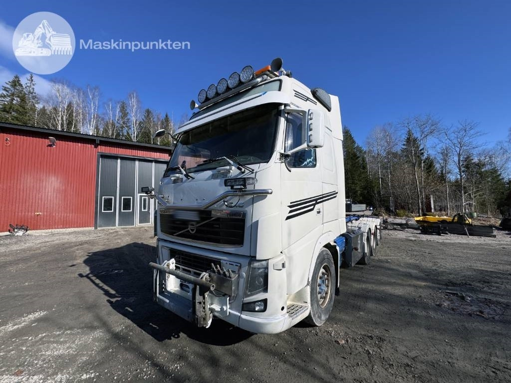 Volvo FH 16 550 - Camion ampliroll: photos 2 Volvo FH 16 550 - Camion ampliroll: photos 2