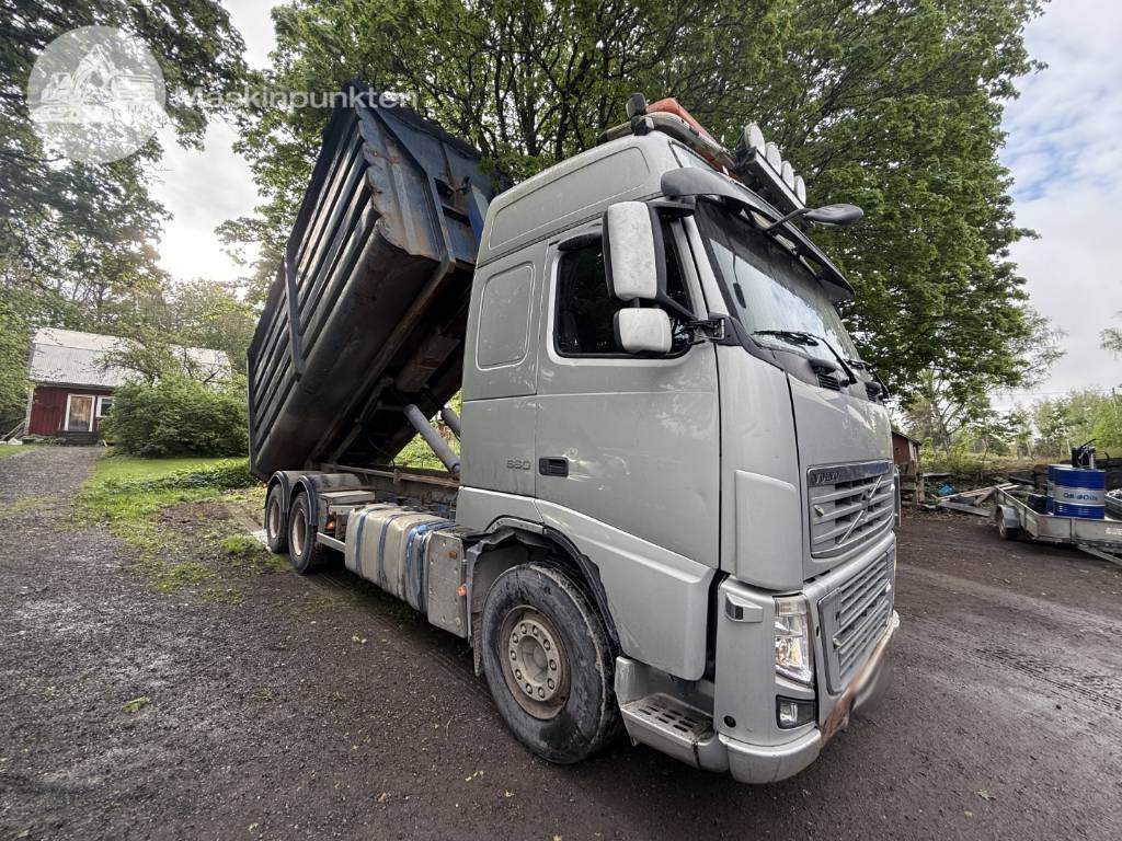 Volvo FH 16 660 - Camion ampliroll: photos 1 Volvo FH 16 660 - Camion ampliroll: photos 1