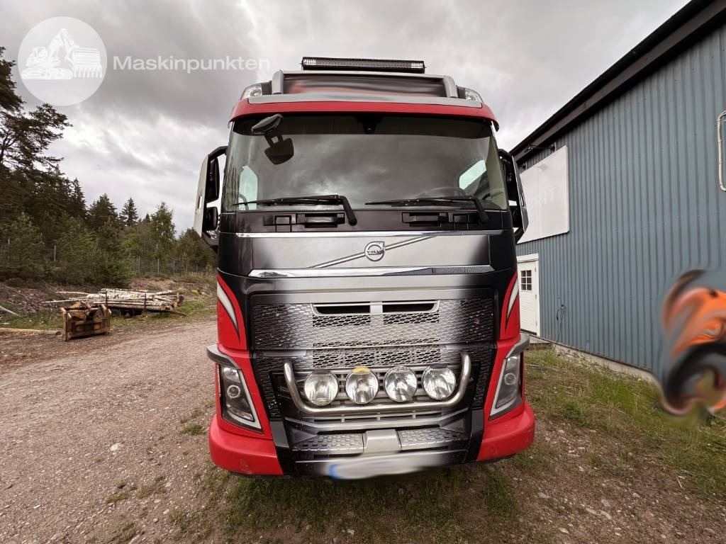 Volvo FH 16 750  - Camion grumier: photos 3 Volvo FH 16 750  - Camion grumier: photos 3