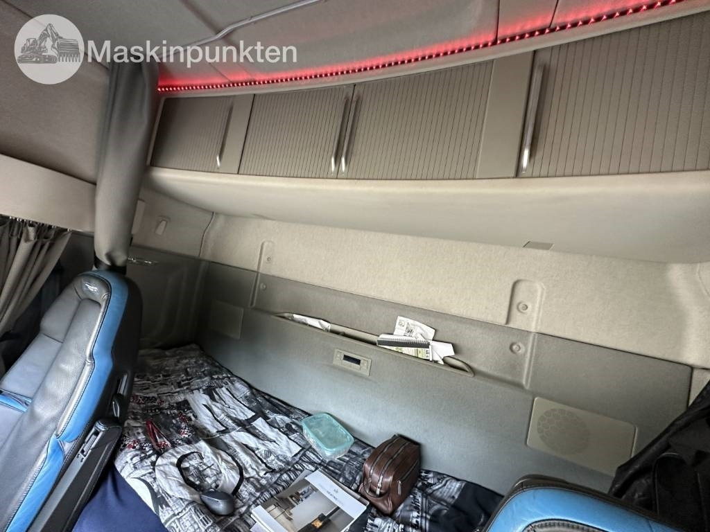 Camion grumier Volvo FH 16 750: photos 17