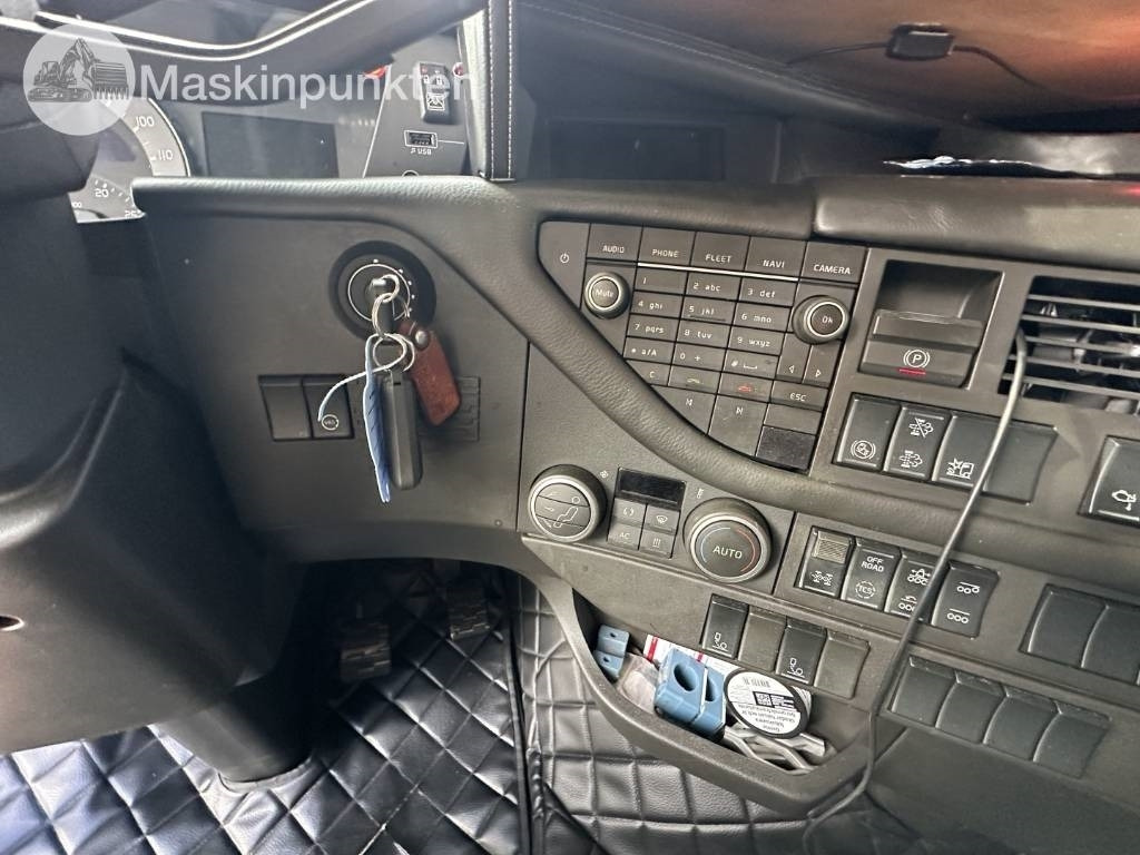 Camion grumier Volvo FH 16 750: photos 23