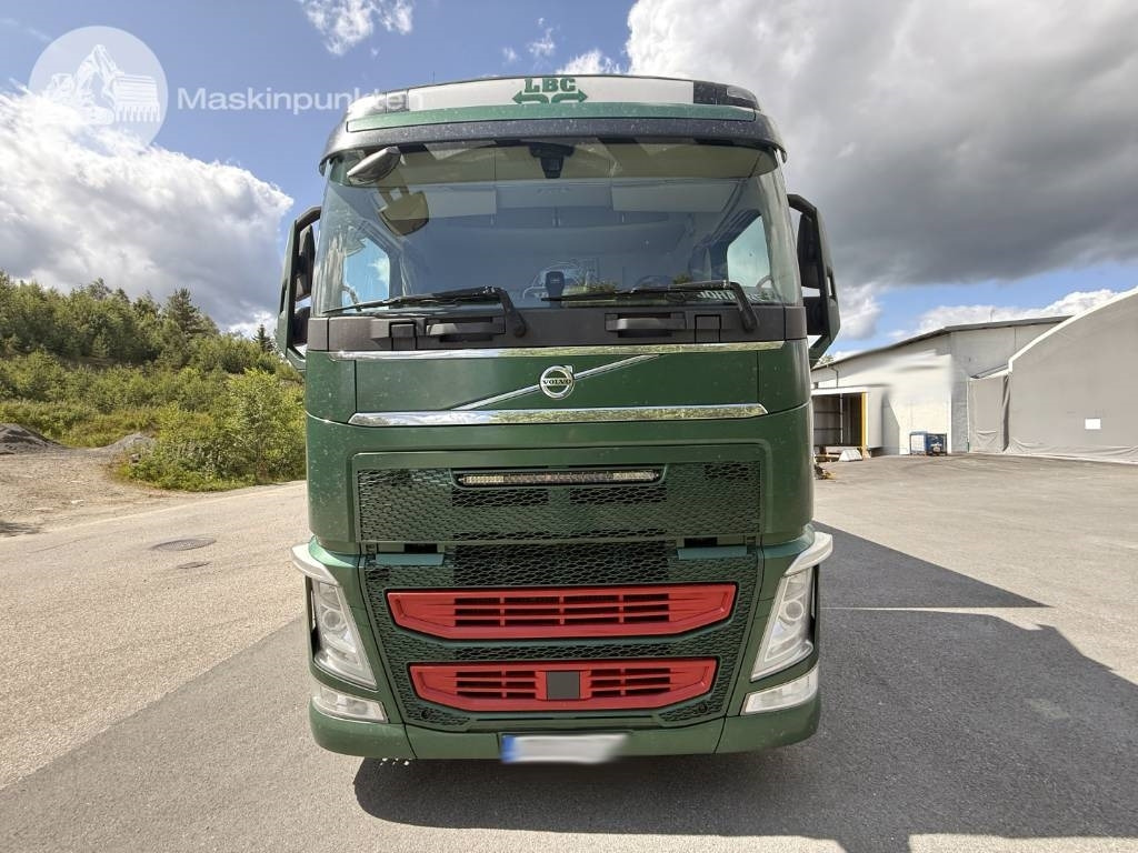 Volvo FH 470 - Camion fourgon: photos 2 Volvo FH 470 - Camion fourgon: photos 2