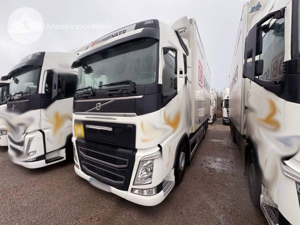 Volvo FH 500 - Camion fourgon: photos 1 Volvo FH 500 - Camion fourgon: photos 1