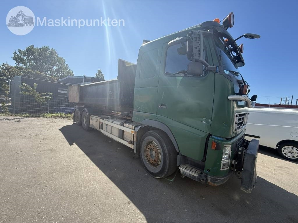 Volvo FH 520  - Camion ampliroll: photos 3 Volvo FH 520  - Camion ampliroll: photos 3