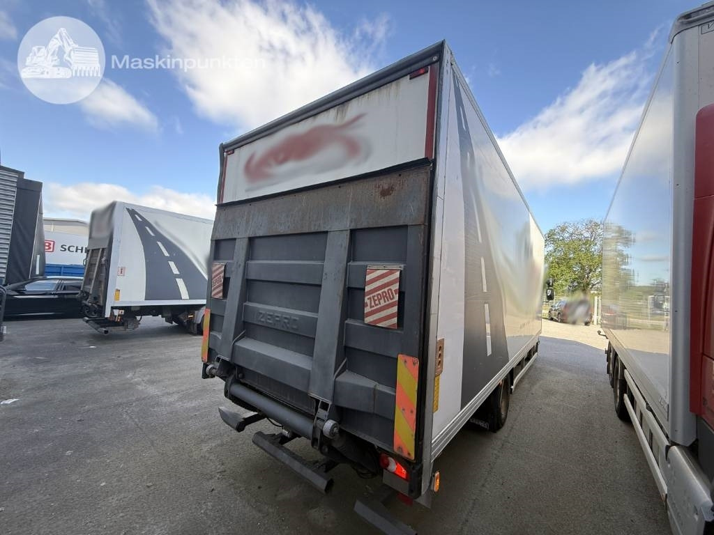Volvo FL 240 - Camion fourgon: photos 4 Volvo FL 240 - Camion fourgon: photos 4