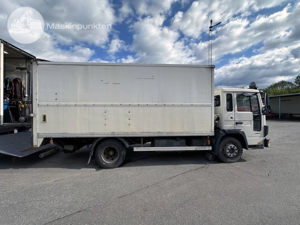 Volvo FL 610 Verkstadsinredd - Camion fourgon: photos 4 Volvo FL 610 Verkstadsinredd - Camion fourgon: photos 4