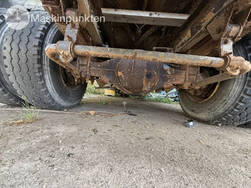 Volvo FL 611 - Camion benne: photos 5 Volvo FL 611 - Camion benne: photos 5