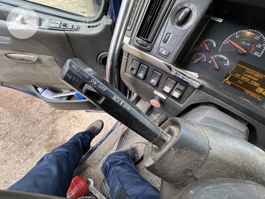 Volvo FM 12 420 LAXO Liftdumper + lastväxlare + flak  en crédit-bail Volvo FM 12 420 LAXO Liftdumper + lastväxlare + flak: photos 23