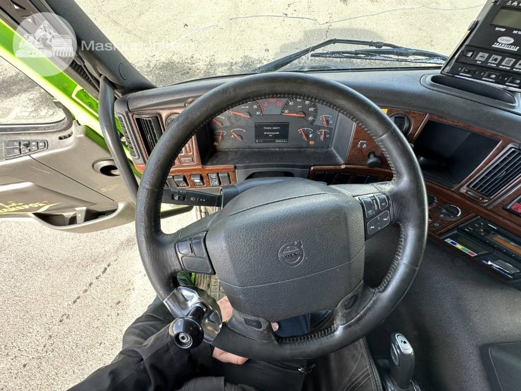Camion frigorifique Volvo FM 340: photos 32
