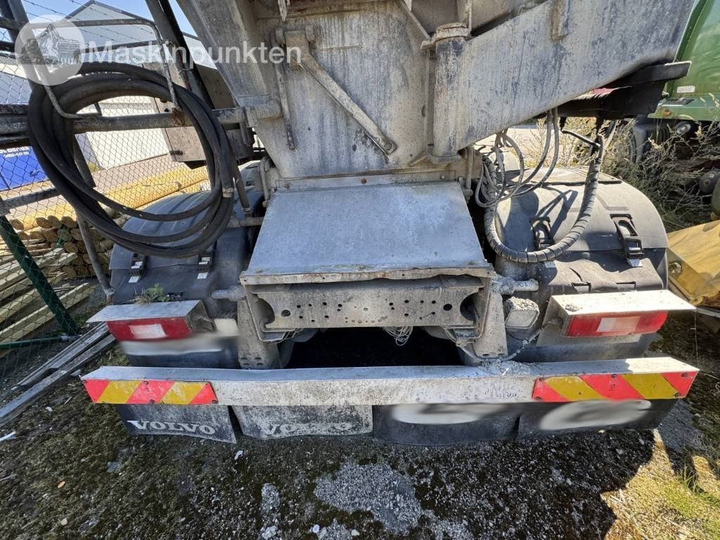 Camion malaxeur Volvo FM 440: photos 16