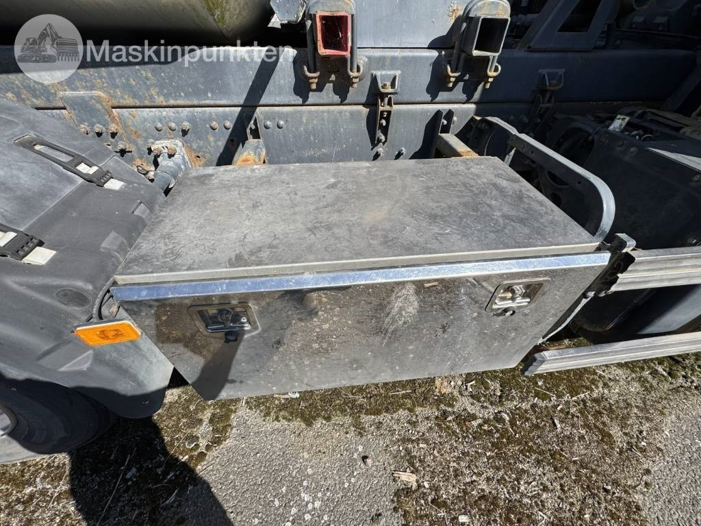 Camion malaxeur Volvo FM 440: photos 23