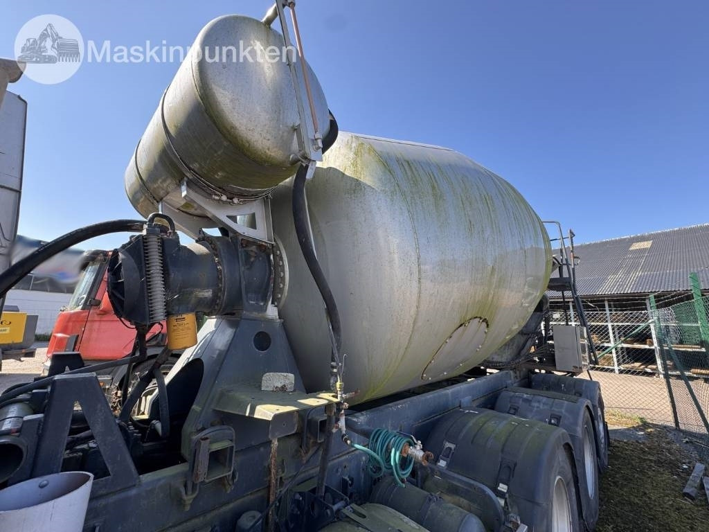 Camion malaxeur Volvo FM 440: photos 43