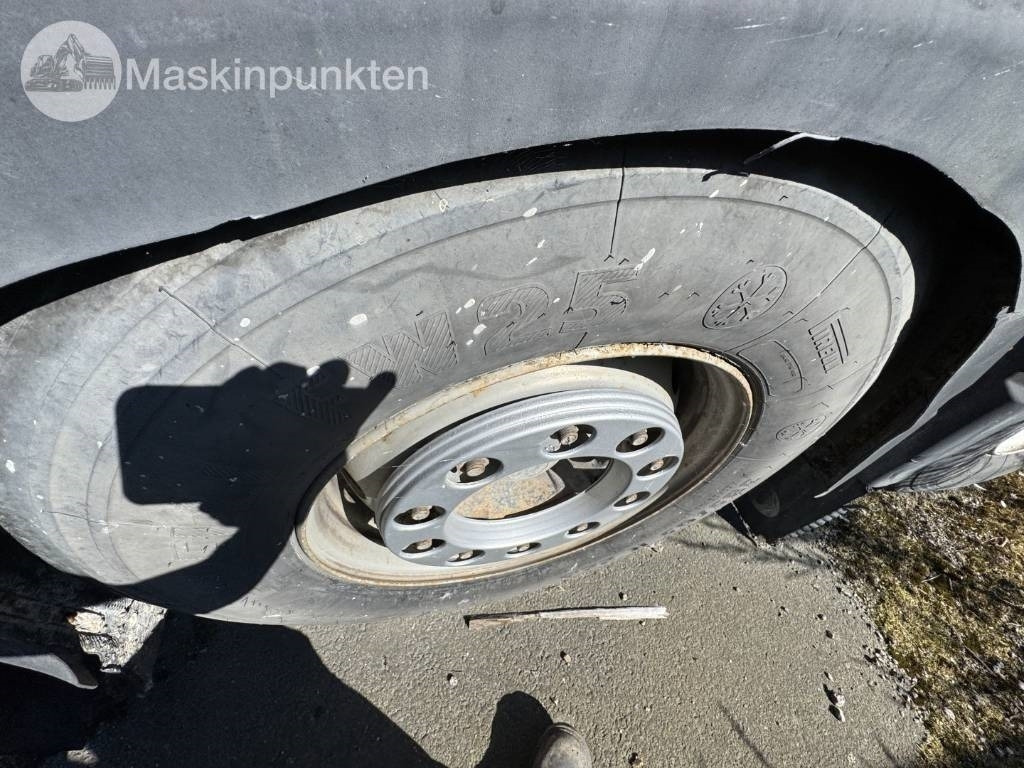 Camion malaxeur Volvo FM 440: photos 18