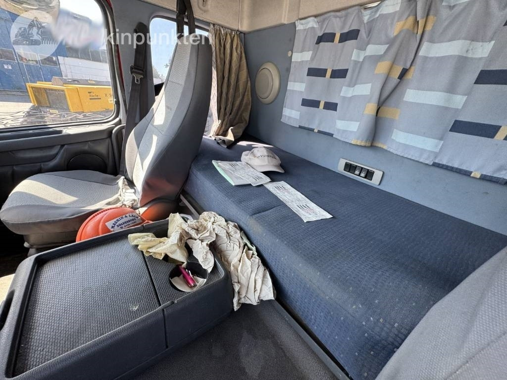 Camion malaxeur Volvo FM 440: photos 41