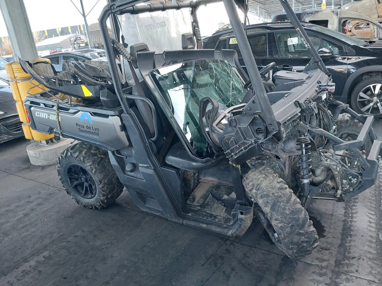 CAN-AM DEFENDER MD10 1000 XT - Autre matériel: photos 3 CAN-AM DEFENDER MD10 1000 XT - Autre matériel: photos 3