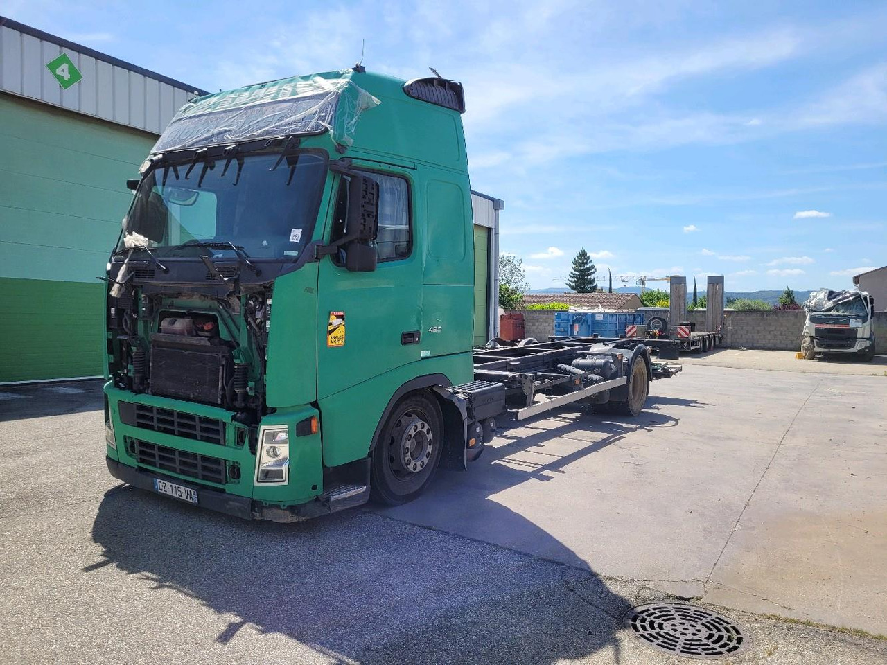 Camion porte-conteneur/ Caisse mobile VOLVO FH12 420 GLOBETROTTER: photos 9