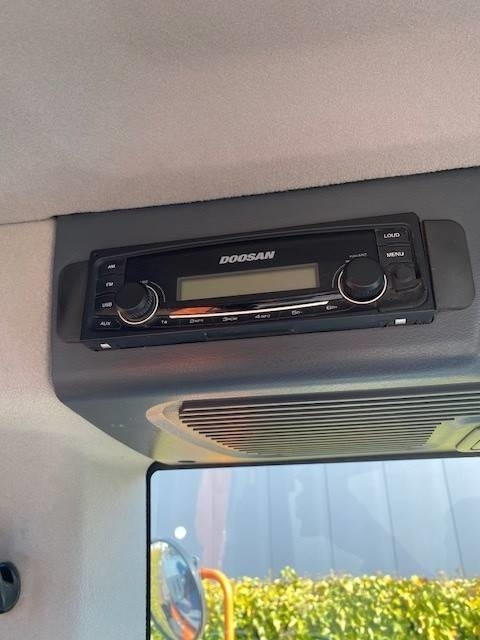 Pelle sur chenille Doosan DX140 LCR-5: photos 21