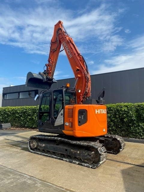 Hitachi ZX 135 US-6 - Pelle sur chenille: photos 1 Hitachi ZX 135 US-6 - Pelle sur chenille: photos 1