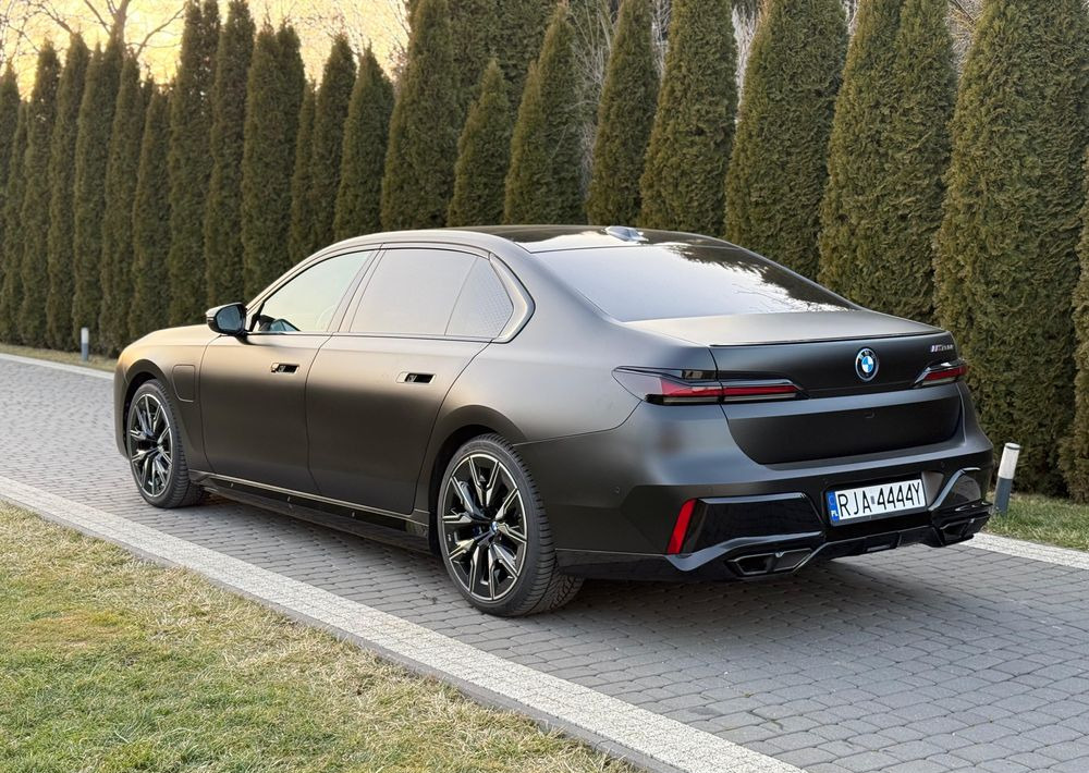 BMW Seria 7 M760e PHEV xDrive sport - Berline: photos 4 BMW Seria 7 M760e PHEV xDrive sport - Berline: photos 4