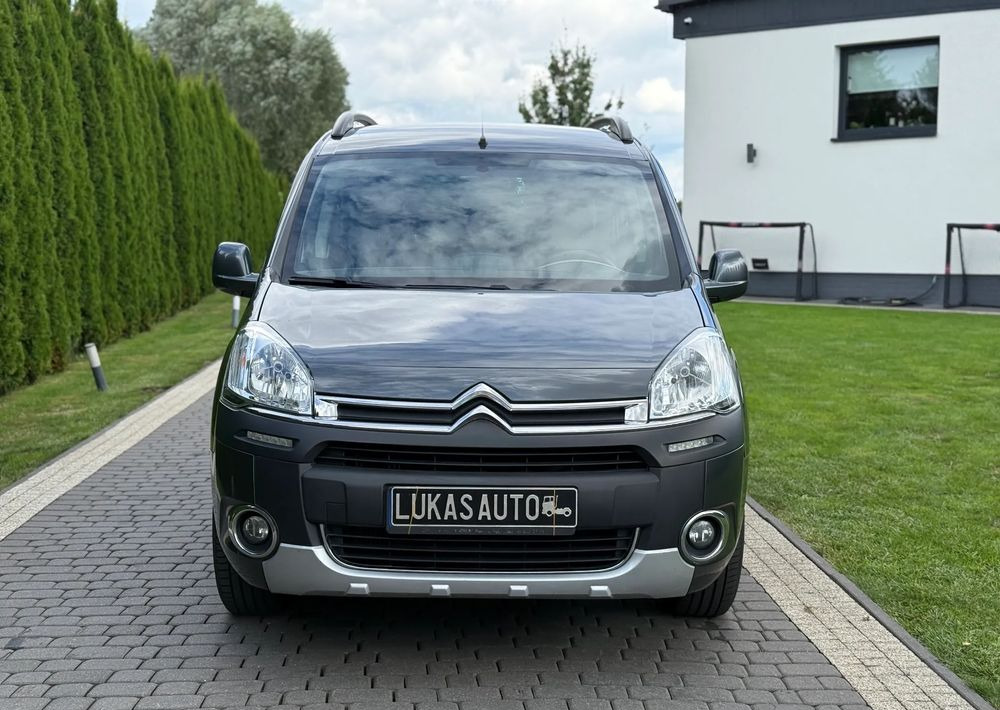 Citroën Berlingo 1.6 HDi XTR - Voiture: photos 2 Citroën Berlingo 1.6 HDi XTR - Voiture: photos 2