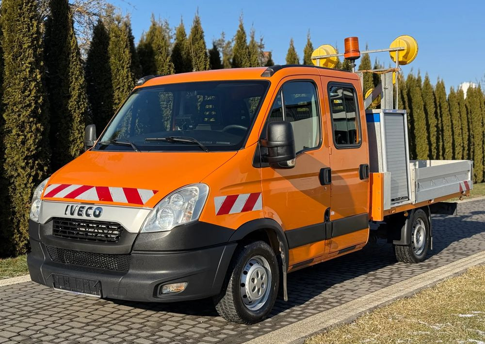 Iveco DAILY 35S13 - Utilitaire rideaux coulissants (PLSC): photos 1 Iveco DAILY 35S13 - Utilitaire rideaux coulissants (PLSC): photos 1