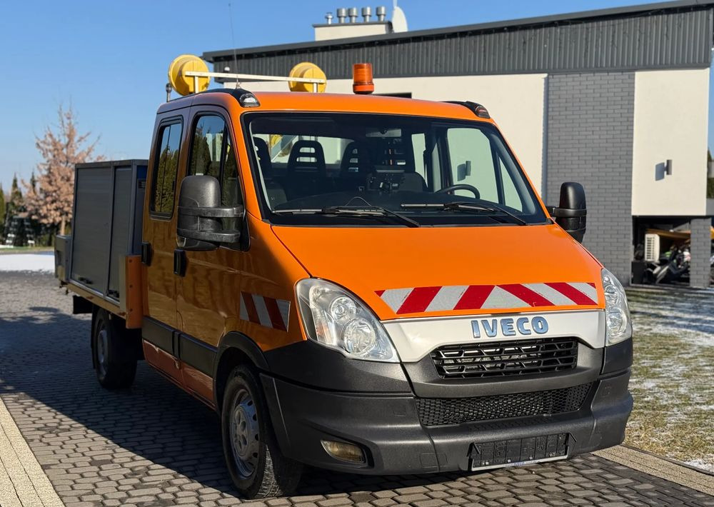 Iveco DAILY 35S13 - Utilitaire rideaux coulissants (PLSC): photos 3 Iveco DAILY 35S13 - Utilitaire rideaux coulissants (PLSC): photos 3