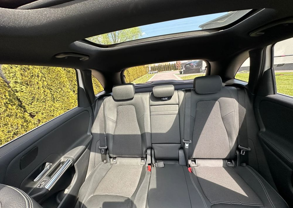 Berline Mercedes-Benz Klasa B: photos 10 Berline Mercedes-Benz Klasa B: photos 10