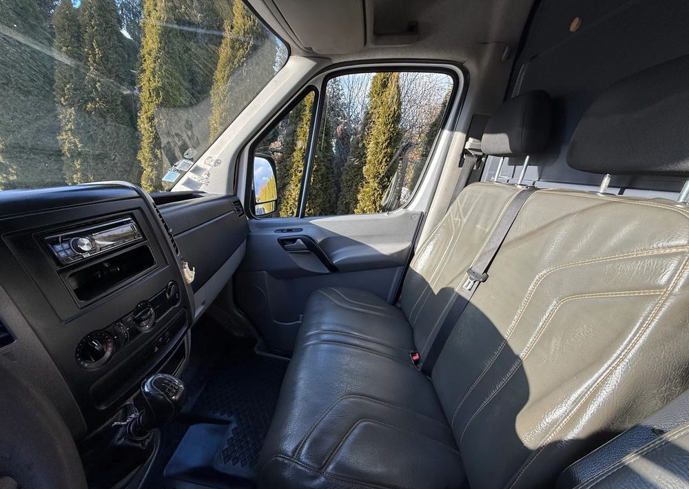 Fourgon utilitaire Mercedes-Benz SPRINTER 516 3,5 T MANUAL: photos 11