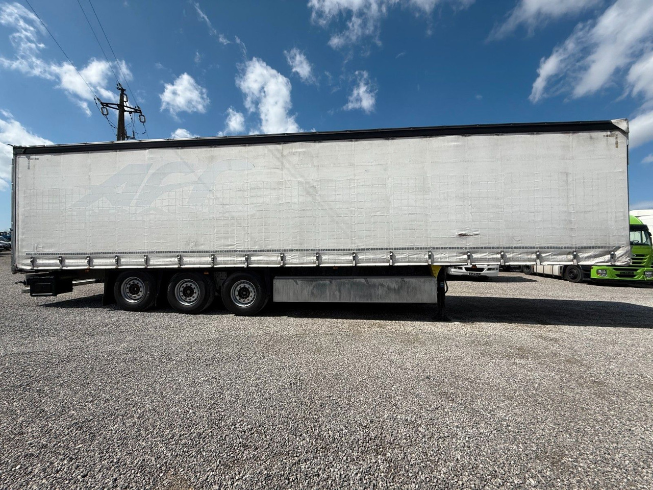 Schmitz Cargobull AXLE SCHMITZ LIFTED AXLE - Semi-remorque rideaux coulissants: photos 4 Schmitz Cargobull AXLE SCHMITZ LIFTED AXLE - Semi-remorque rideaux coulissants: photos 4