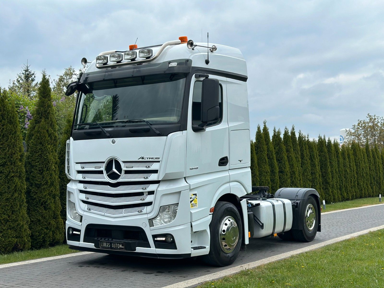 Mercedes-Benz ACTROS 1845 AUTOMATIC FRIGDE - Tracteur routier: photos 1 Mercedes-Benz ACTROS 1845 AUTOMATIC FRIGDE - Tracteur routier: photos 1