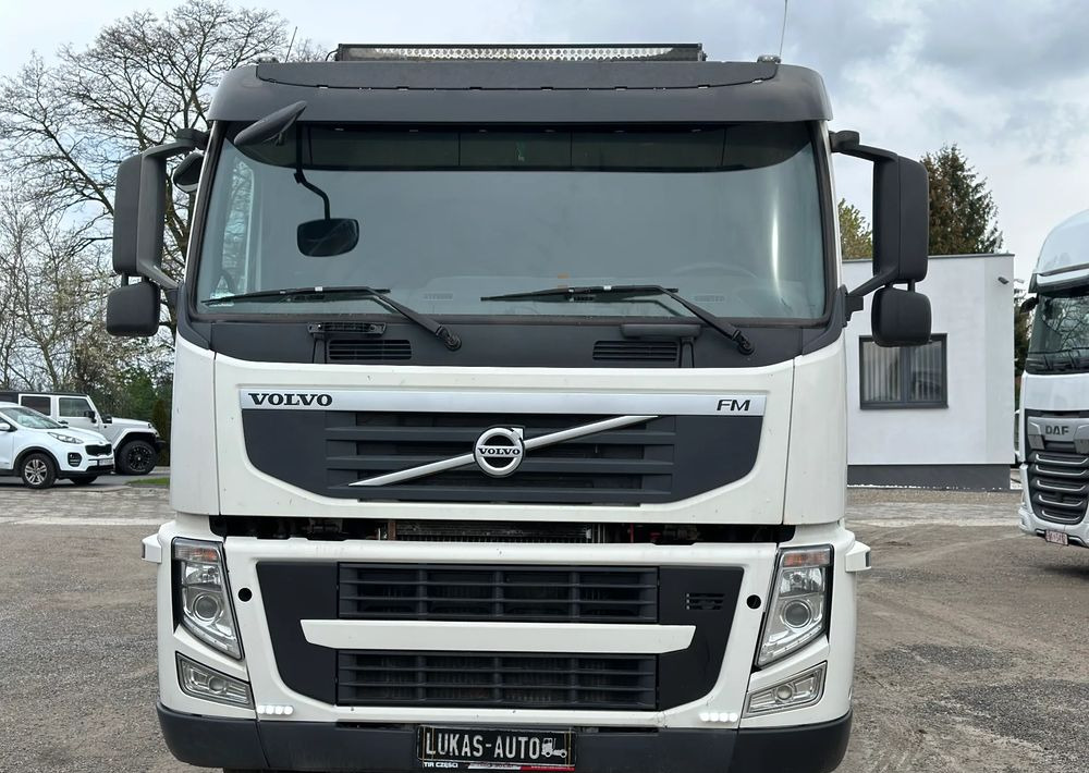 Volvo FM 450 AUTOMAT EURO 5 HYDRAULIKA - Tracteur routier: photos 2 Volvo FM 450 AUTOMAT EURO 5 HYDRAULIKA - Tracteur routier: photos 2