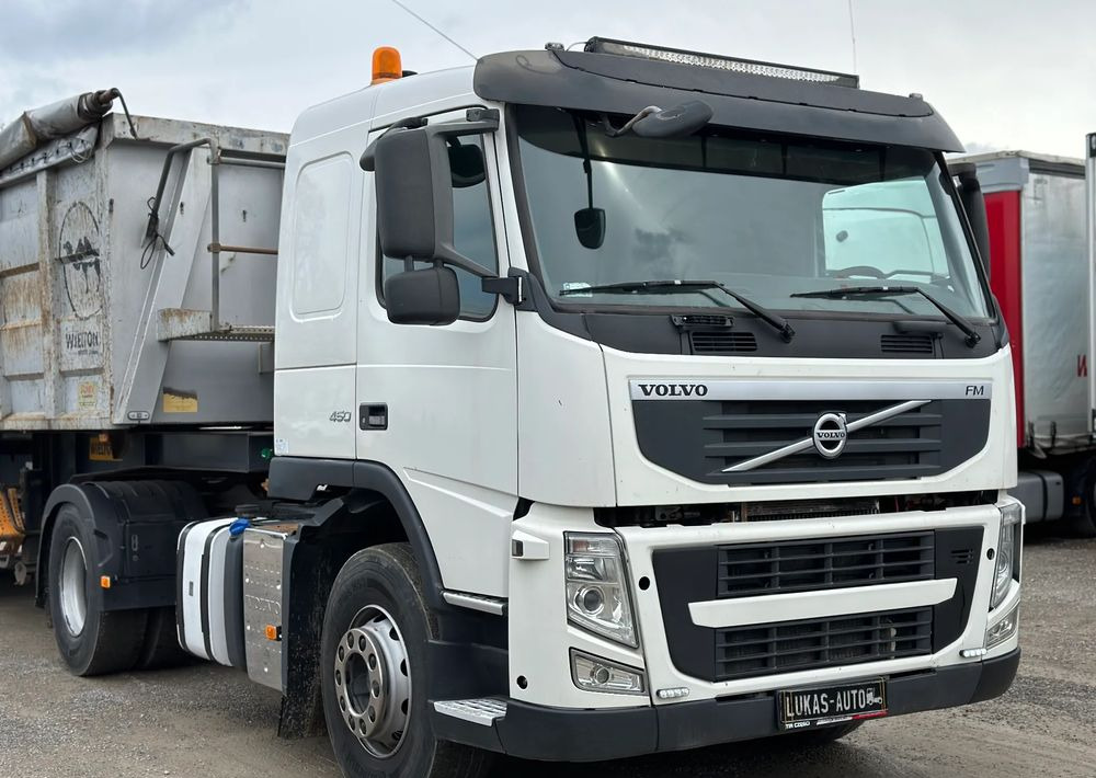 Volvo FM 450 AUTOMAT EURO 5 HYDRAULIKA - Tracteur routier: photos 1 Volvo FM 450 AUTOMAT EURO 5 HYDRAULIKA - Tracteur routier: photos 1