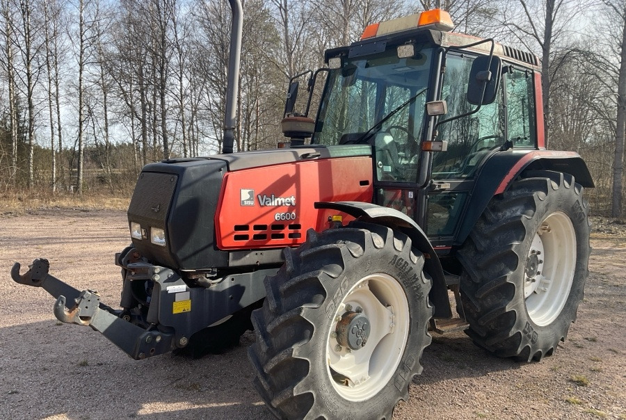 VALMET 6600-4 - Tracteur agricole: photos 1 VALMET 6600-4 - Tracteur agricole: photos 1