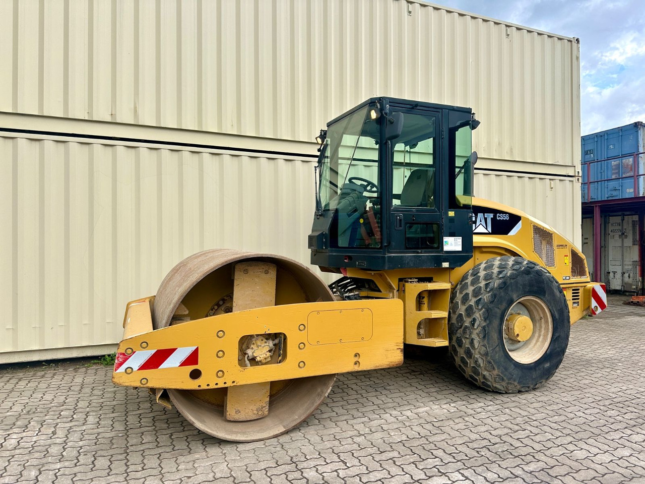 CAT CS56 / 3.782 H / Deutsche Maschine - Compacteur à pieds de mouton/ Monocylindre: photos 2 CAT CS56 / 3.782 H / Deutsche Maschine - Compacteur à pieds de mouton/ Monocylindre: photos 2