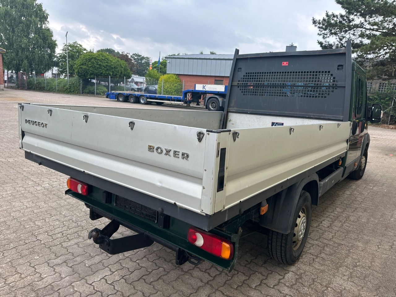 Peugeot Boxer / 1. Hand / Tüv 03/26 - Utilitaire plateau, Utilitaire double cabine: photos 5 Peugeot Boxer / 1. Hand / Tüv 03/26 - Utilitaire plateau, Utilitaire double cabine: photos 5