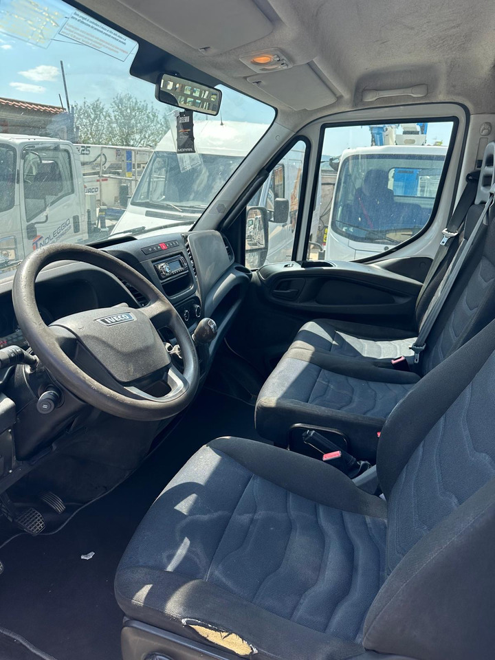 IVECO DAILY 35C12 - Camion benne: photos 5 IVECO DAILY 35C12 - Camion benne: photos 5