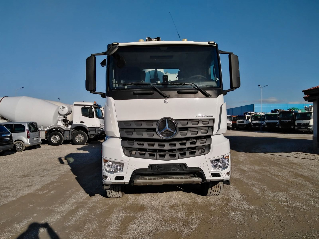Mercedes-Benz AROCS 3245 SCHWING FBP24-125 - Camion pompe: photos 2 Mercedes-Benz AROCS 3245 SCHWING FBP24-125 - Camion pompe: photos 2