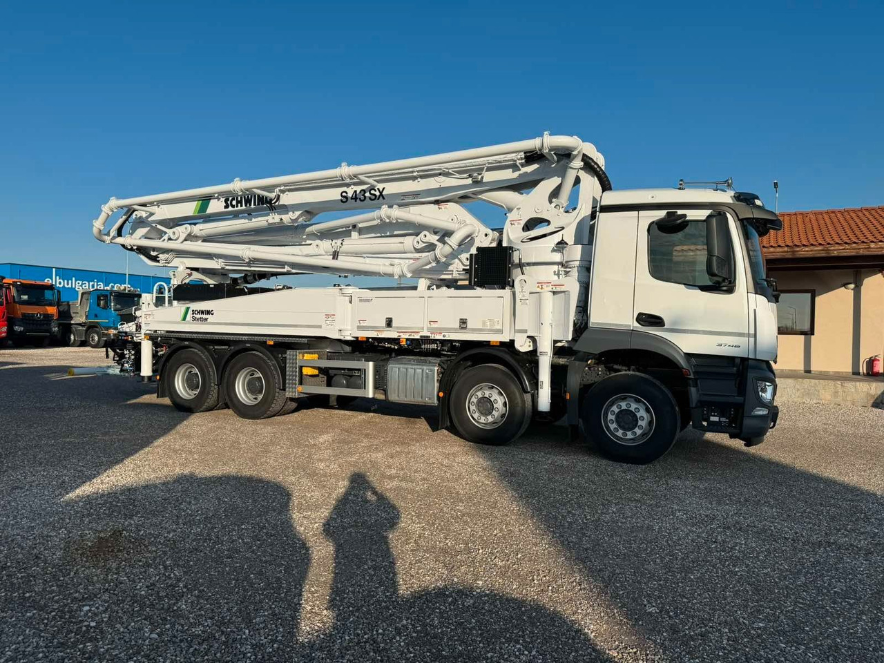 Camion pompe Mercedes-Benz AROCS 3746 SCHWING S43SX III: photos 8